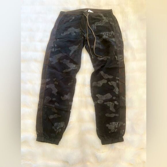 Hard Tail NWT Camouflage Pants (M) - Picture 2 of 9